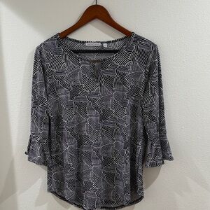 Notations Black and White Patterned Blouse